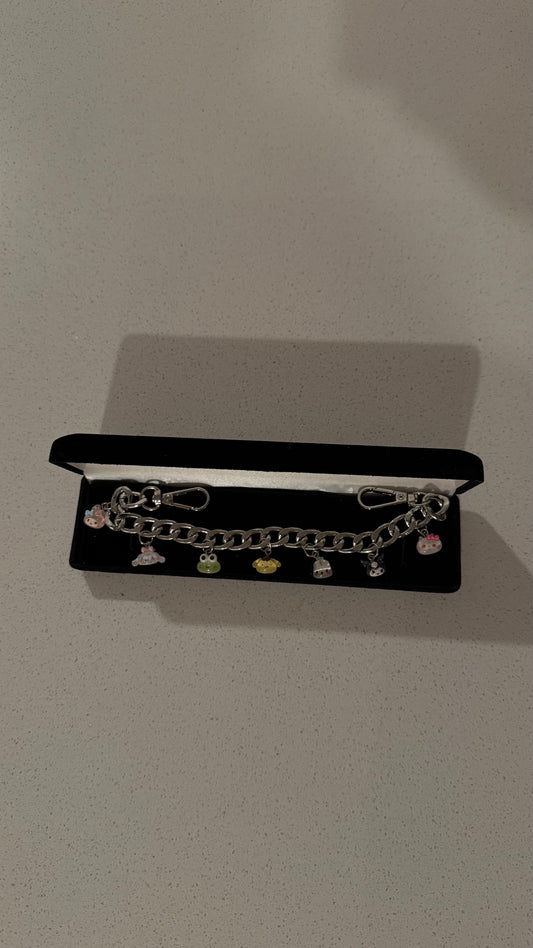 ✨Bow & Friends Gloss Charm Chain ✨